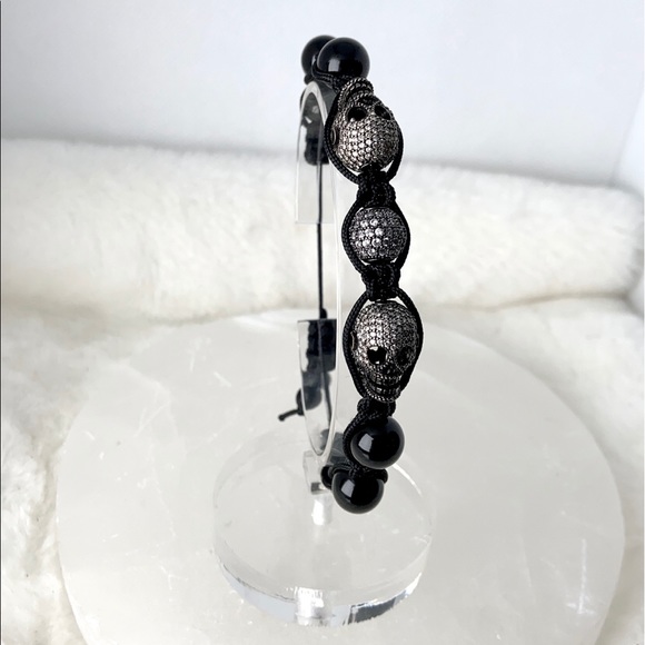Men or women Rock chic black rodhium & cz skull onyx macrame bracelet - Picture 5 of 14